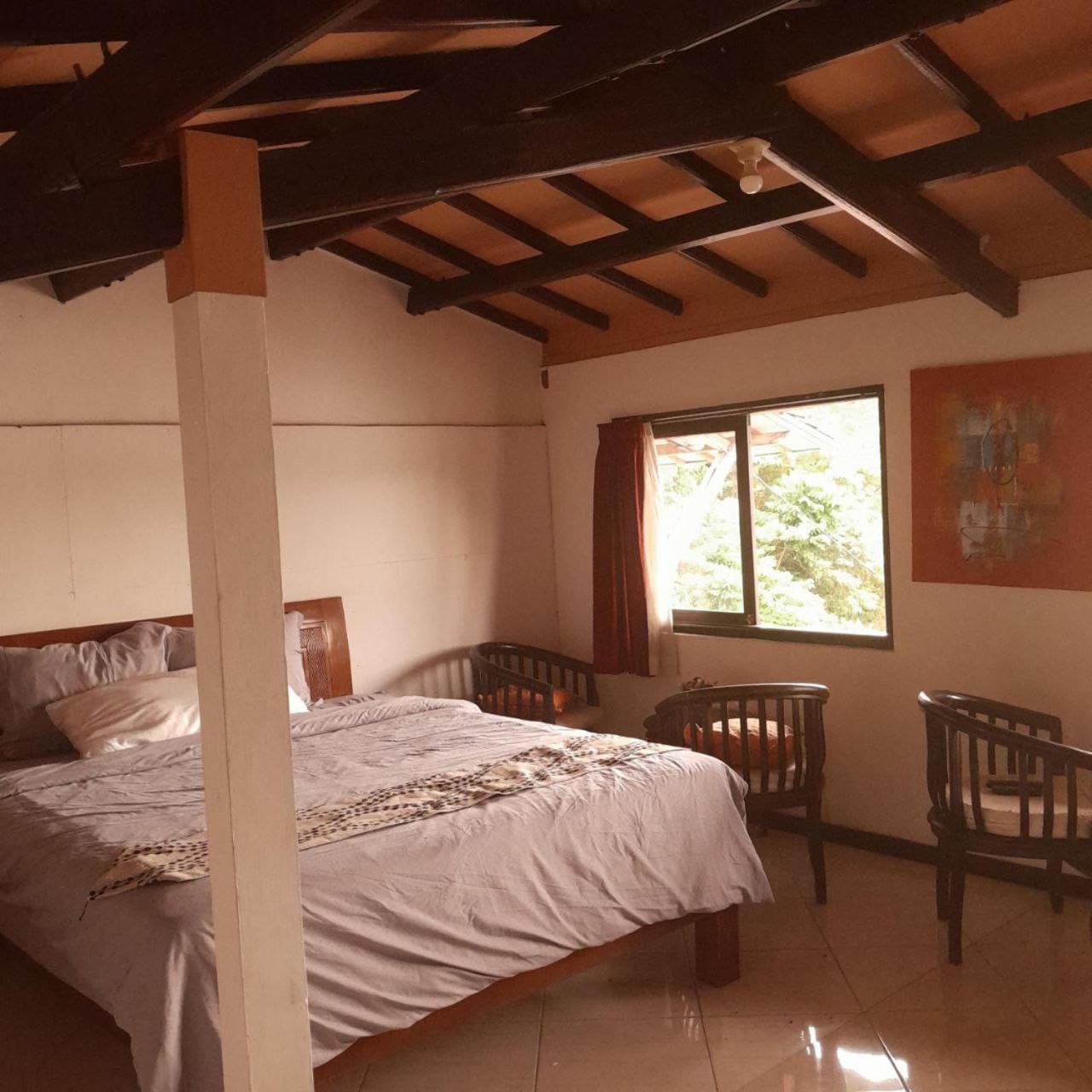 Omah Kenangan At Seven Trumpets Resort Maguwo Exterior photo
