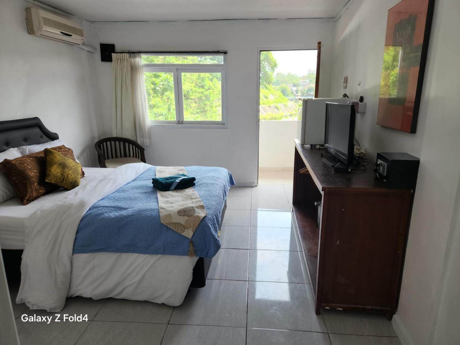 Omah Kenangan At Seven Trumpets Resort Maguwo Exterior photo